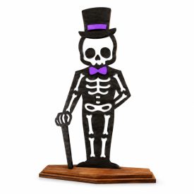 Cilinderes Csontiúr sétapálcával és lila csokornyakkendővel, talpas fa Halloween dekoráció